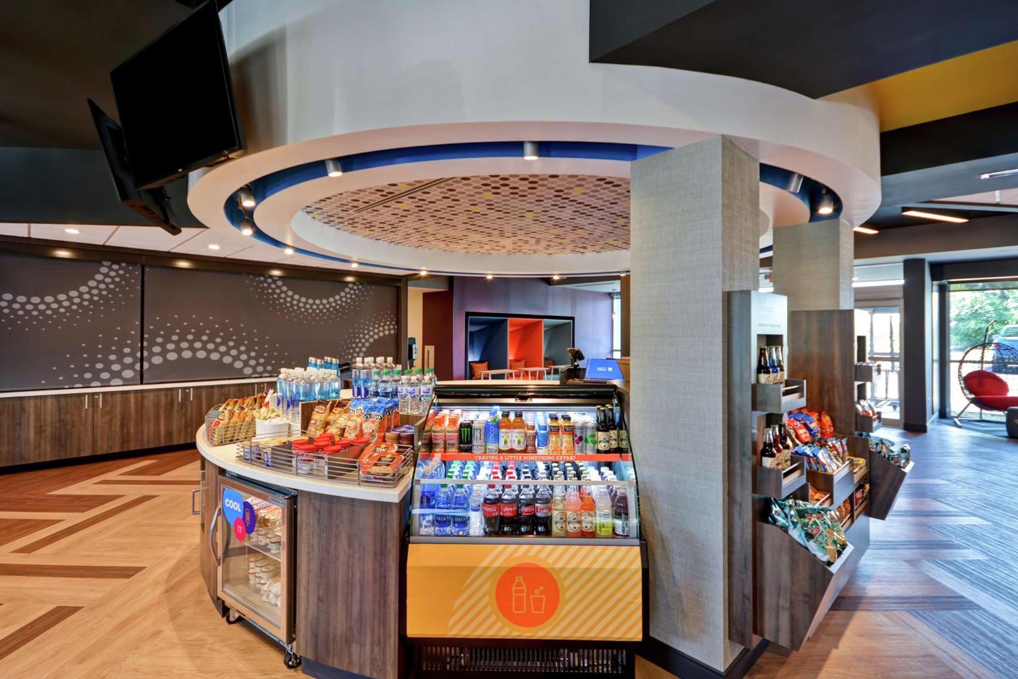 Tru By Hilton Denver, PA Exterior foto
